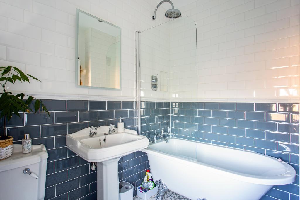 Cambridge House 309947  (15).jpg