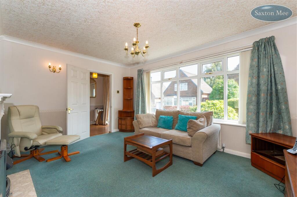 29 MCINTYRE ROAD - lounge 1482.jpg