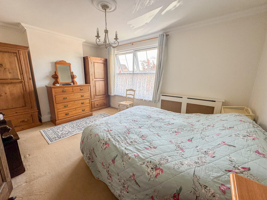 bed 1