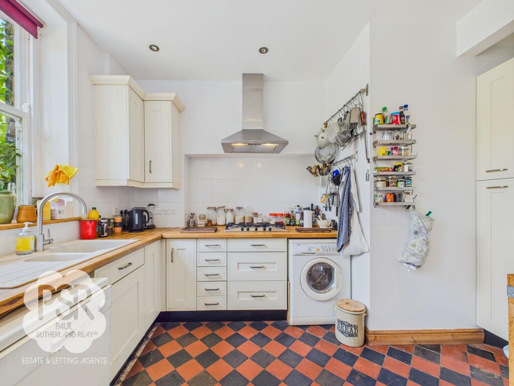 Kitchen - Cooking Area