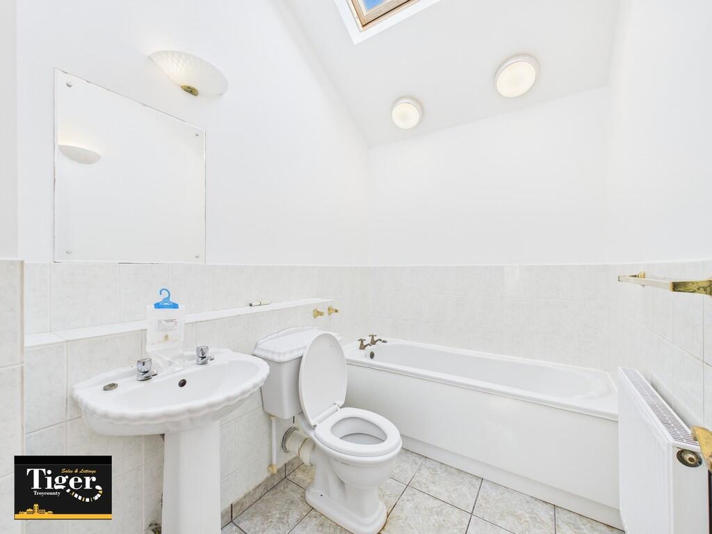 CAM03440G0-PR0443...