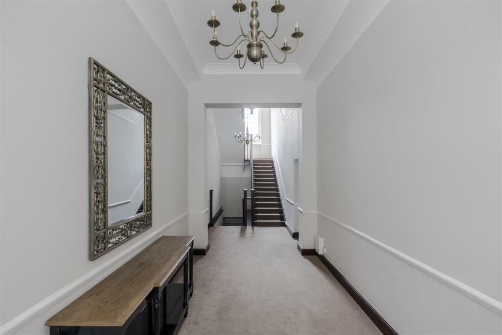 4, 39, Wimpole Street-19.jpg
