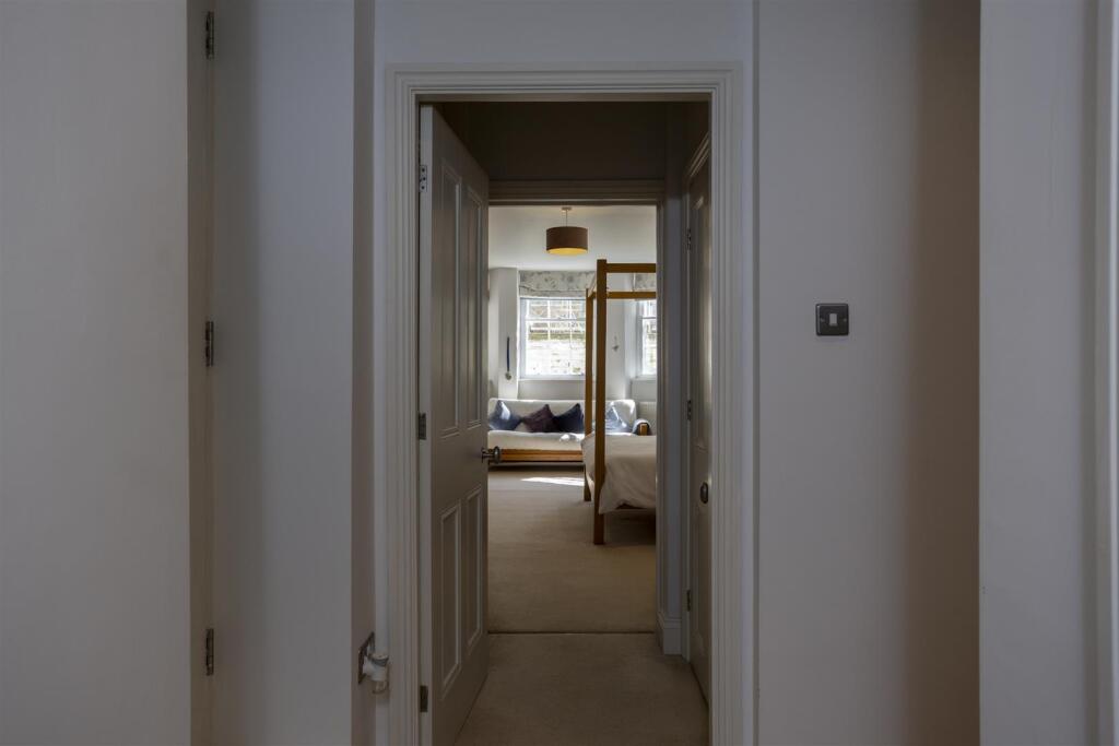 Flat_1_2_Driffield_Terrace_30.jpg