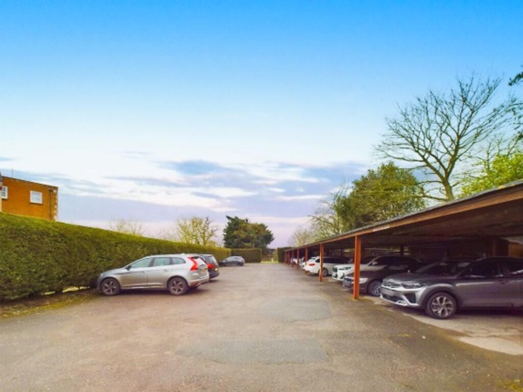 Car parking CAM02...