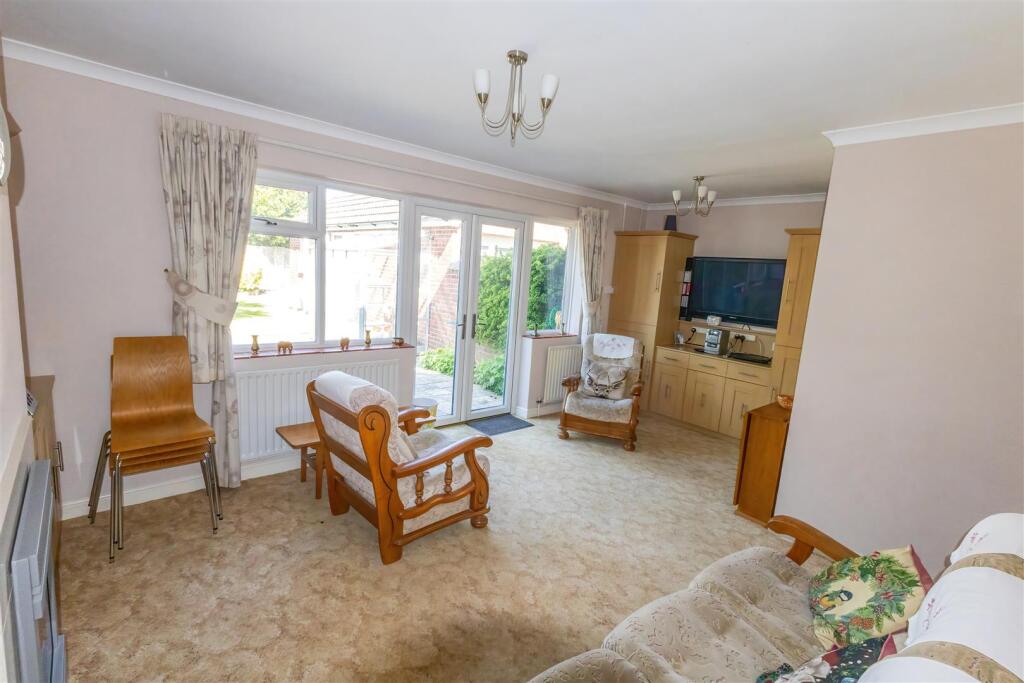 75 Cottes Way-04-standard.jpg