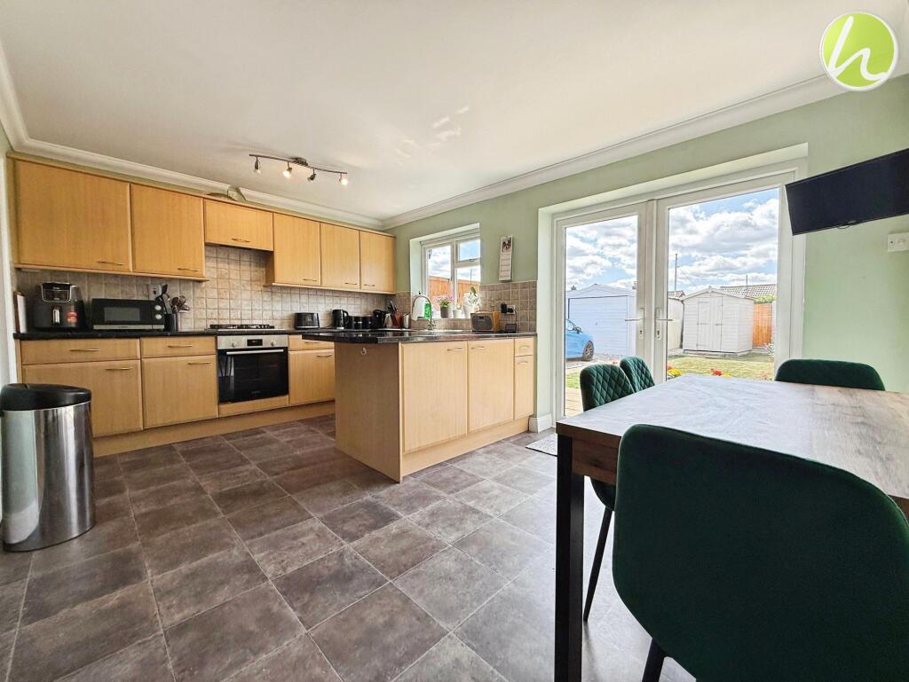 Kitchen/ Family Room