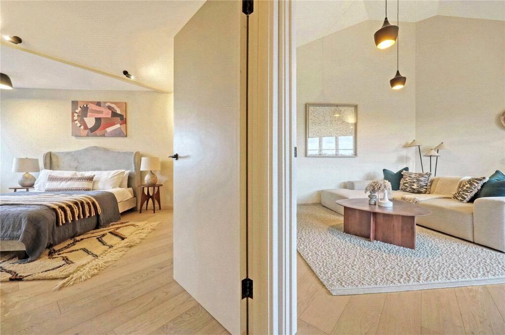 Bedroom / Reception