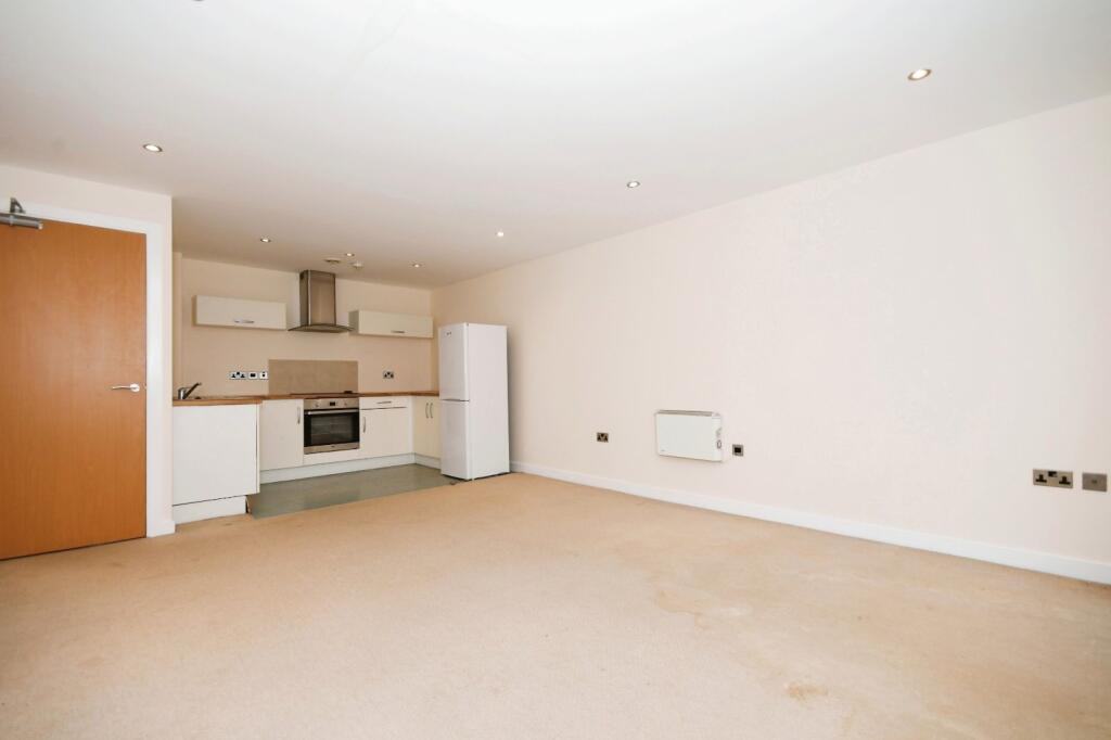Kitchen/Living Area