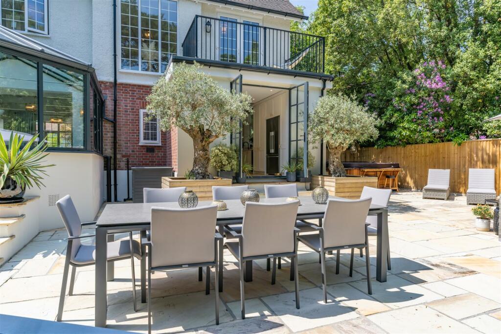 Outside Dining
