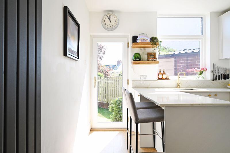 Light &amp; Airy Space