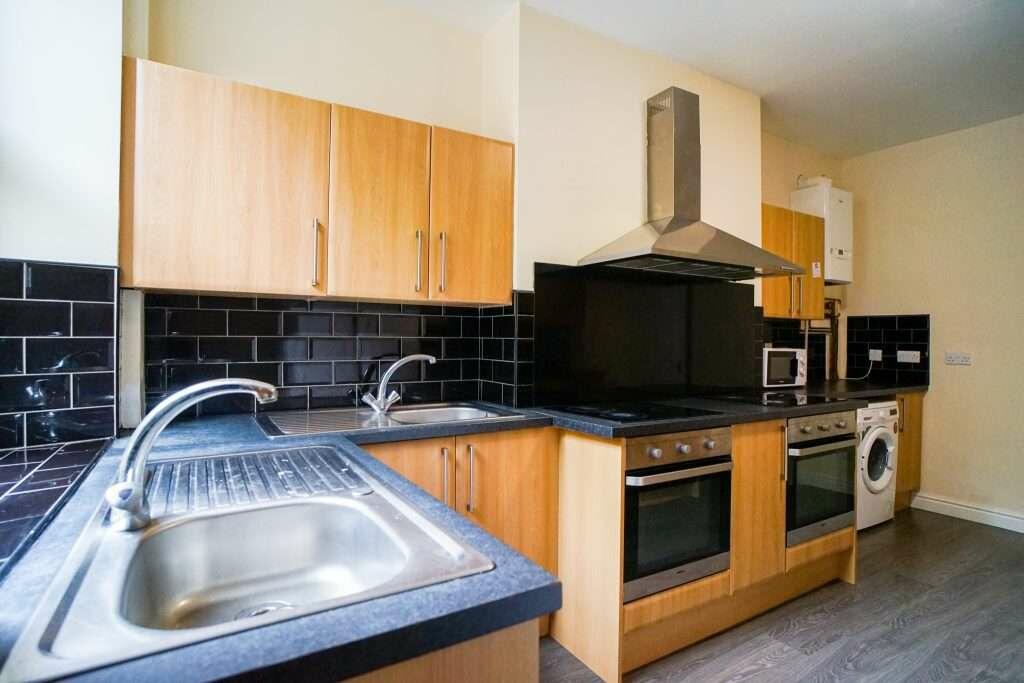 94_Harcourt_Road