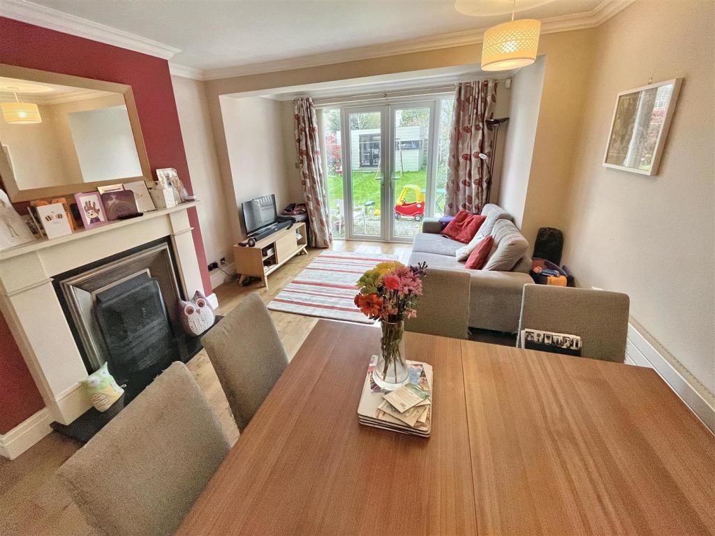 Lounge &amp; Dining Room Aspect 3.jpg