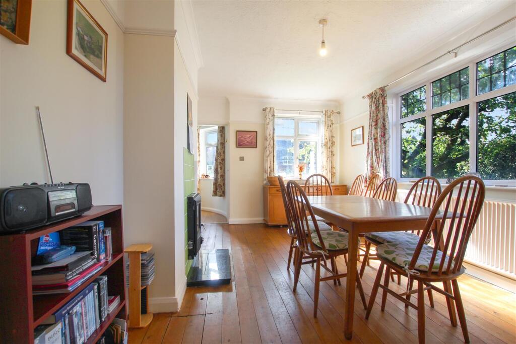 dining-room-2-.jpg