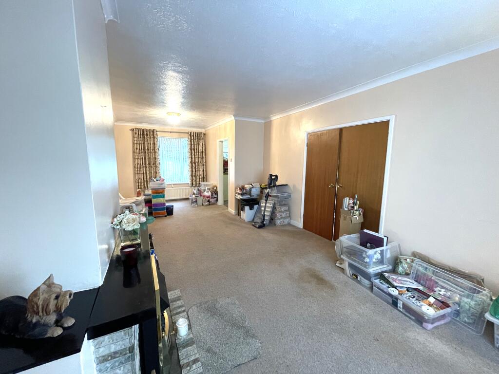 Lounge Diner 1 T202507041348.jpg