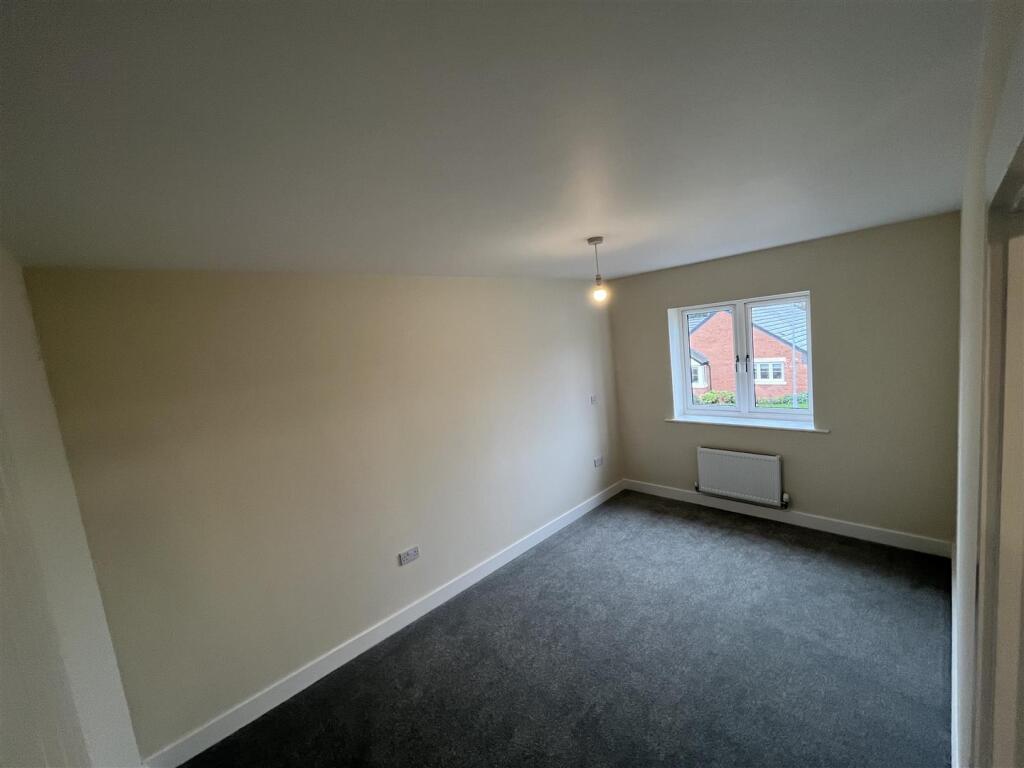 LeightonB1.jpg