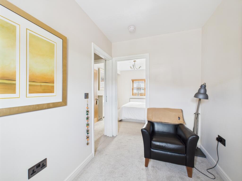 CAM01740G0-PR0414-STILL003