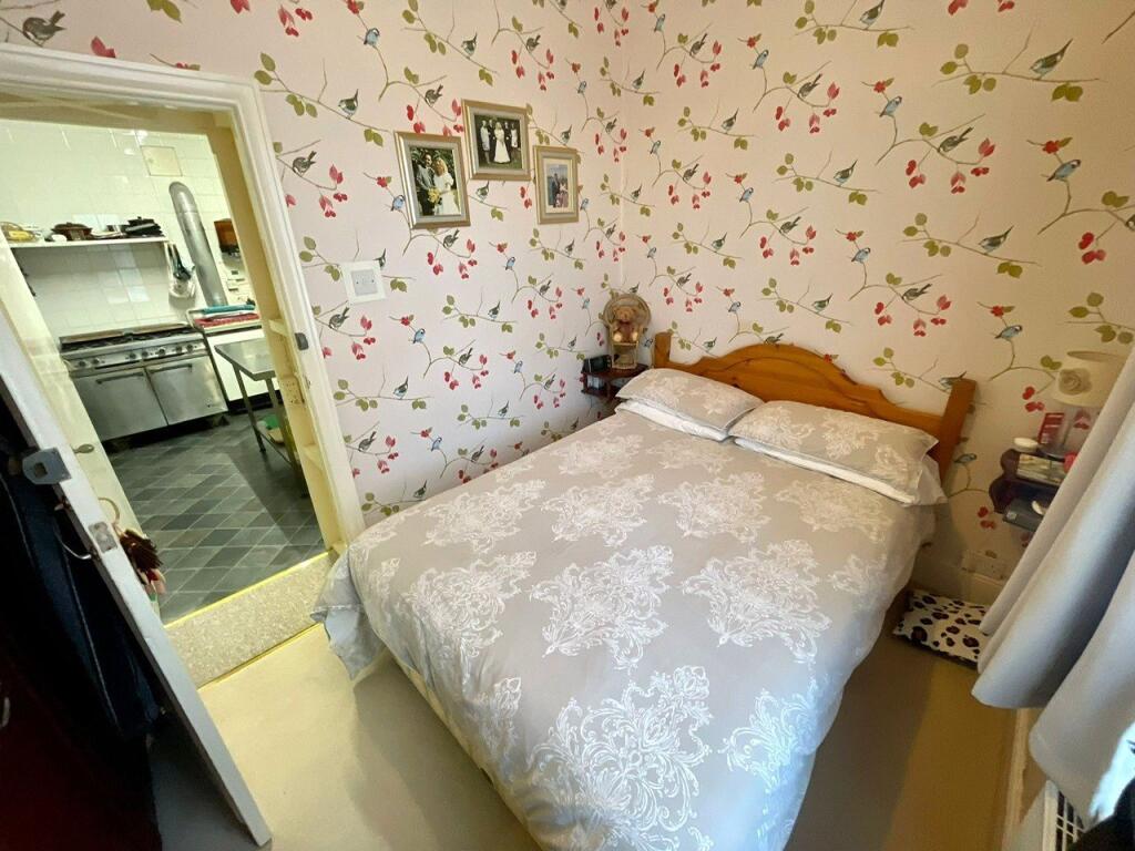 Picture 12