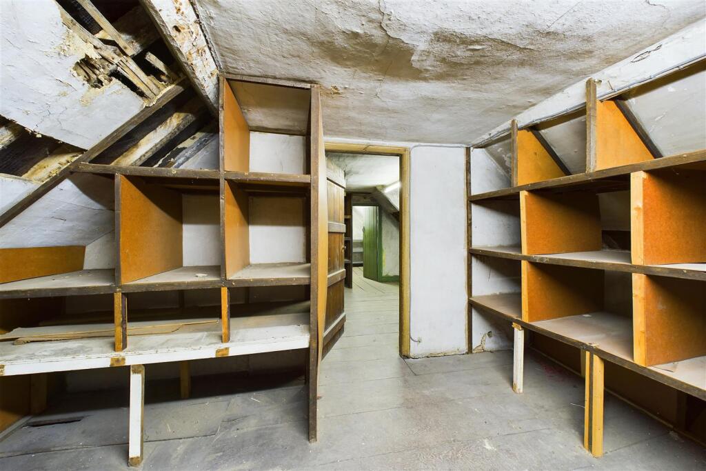 26 Long Street, Dursley GL11 4JA | Freehold Develo