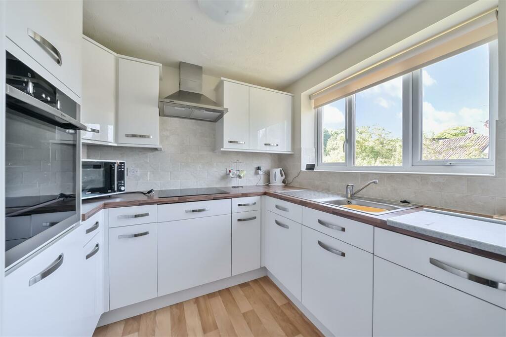 Kitchen.jpg