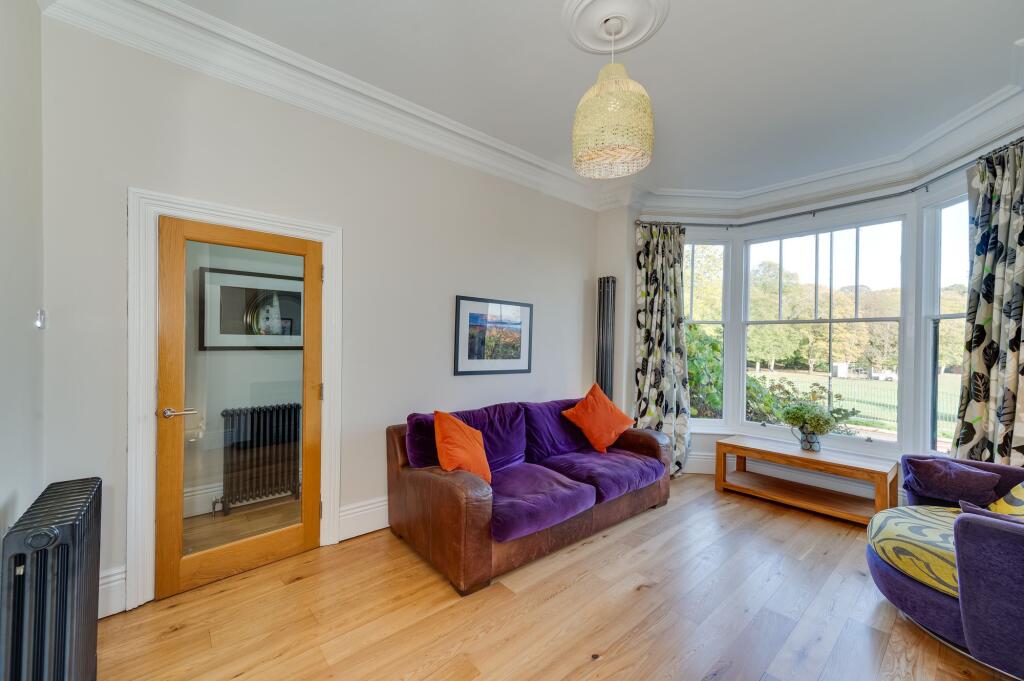 KITCHEN, DINER AND LIVING ROOM