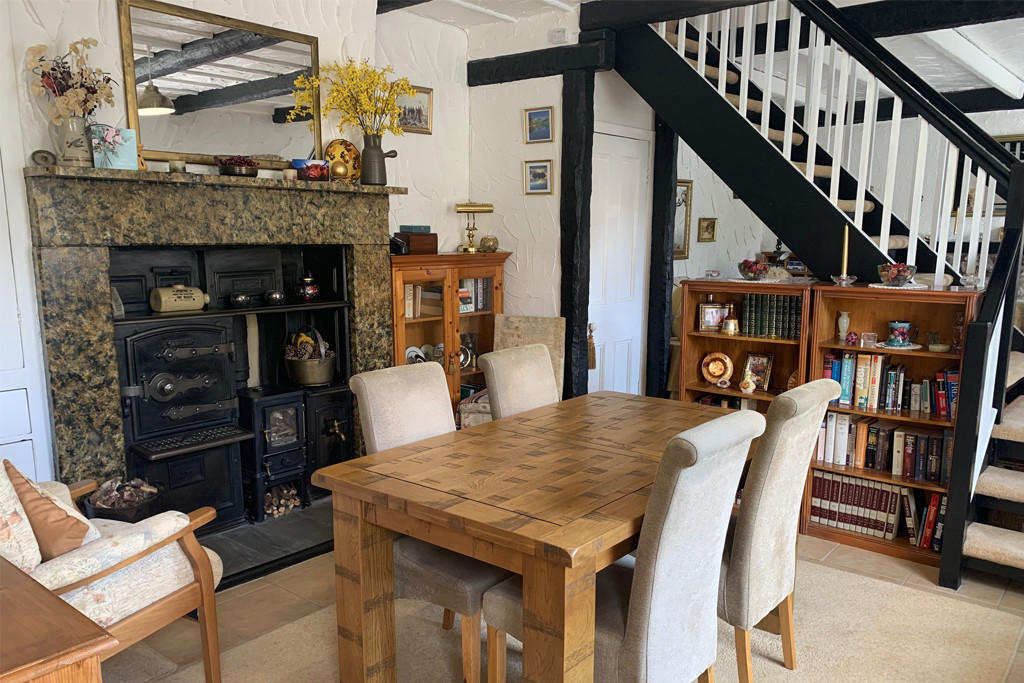 Open Plan Living/...