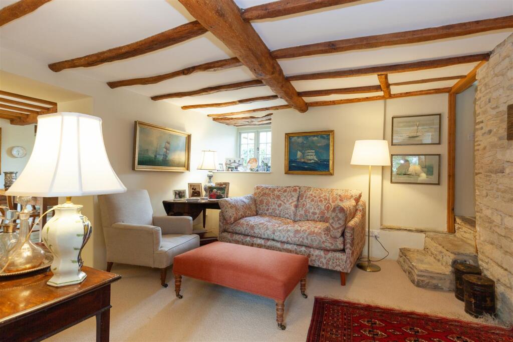 Sitting Room 3.jpg