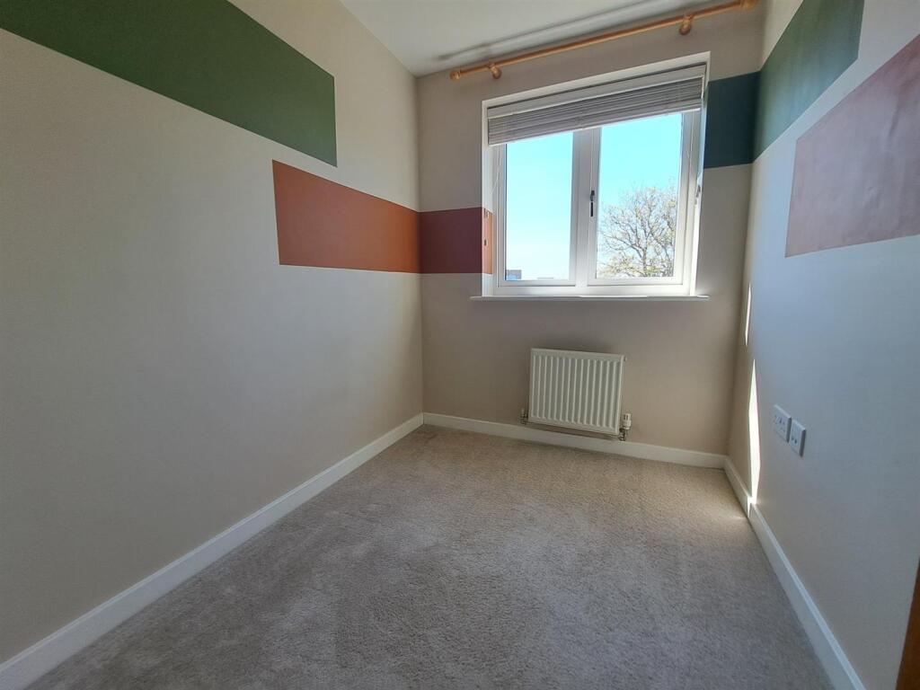 Walmer Close, Northampton