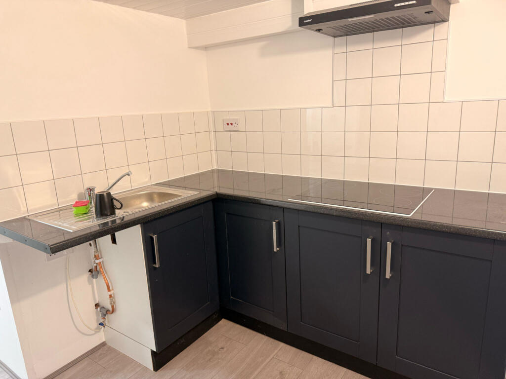 Limbourne Avenue, RM8 1HU