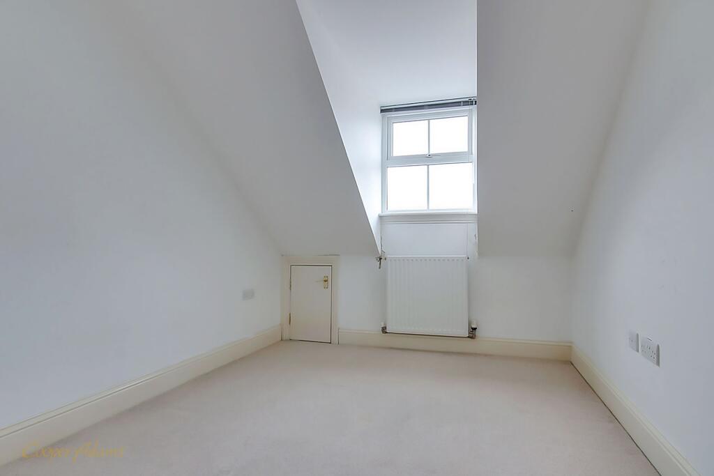 Fourth bedroom