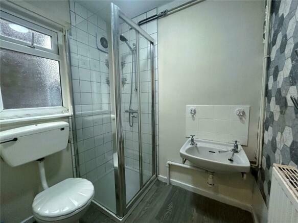 bathroom 3.jpeg