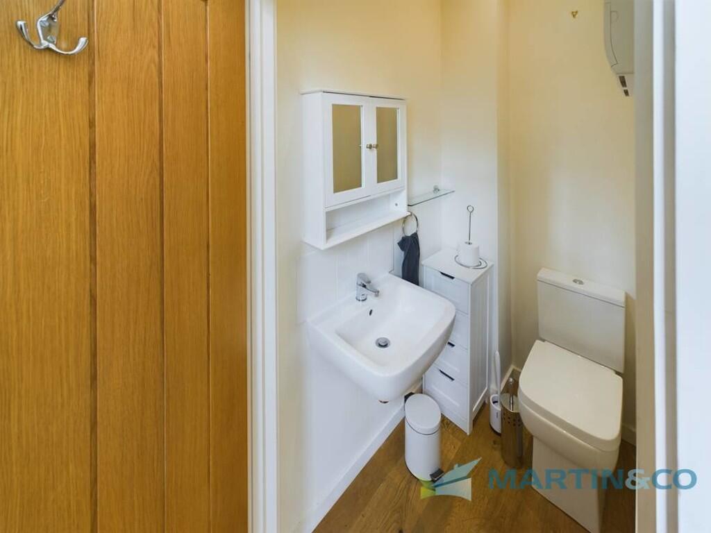 CAM02145G0-PR0045...