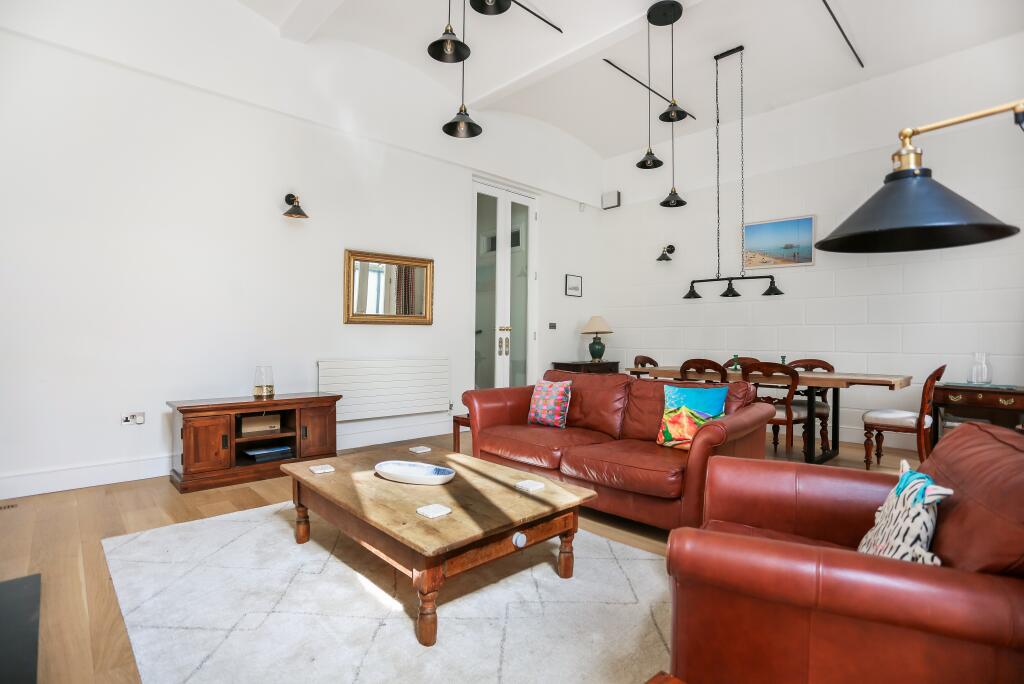 f04679c3321e4a609bcf0aa20d0aefc4