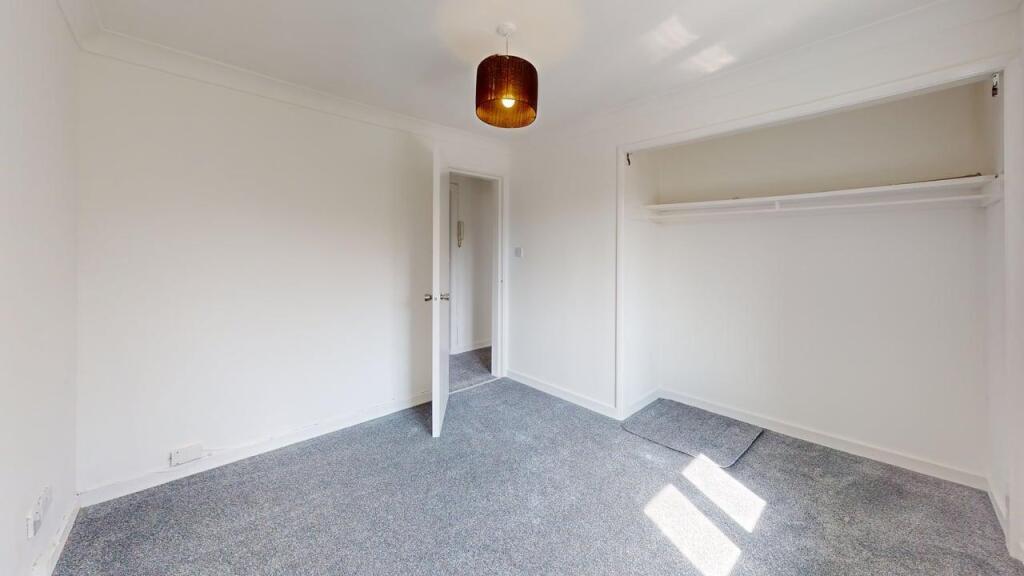 25-Roach-Gardens-Bedroom 3.jpg