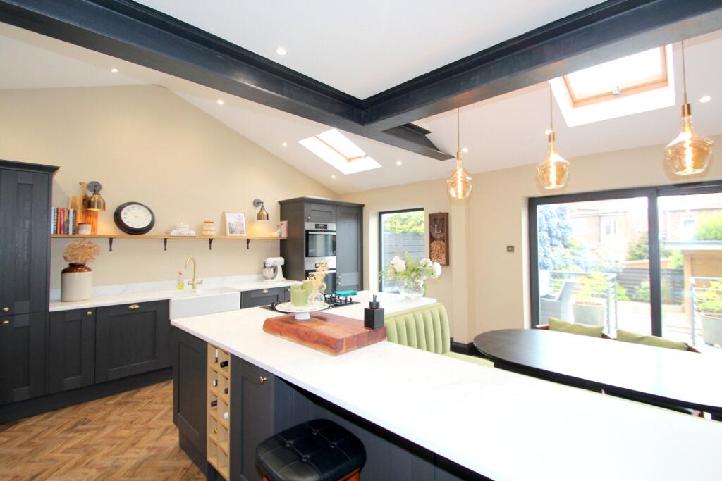 Kitchen Area Photo 2