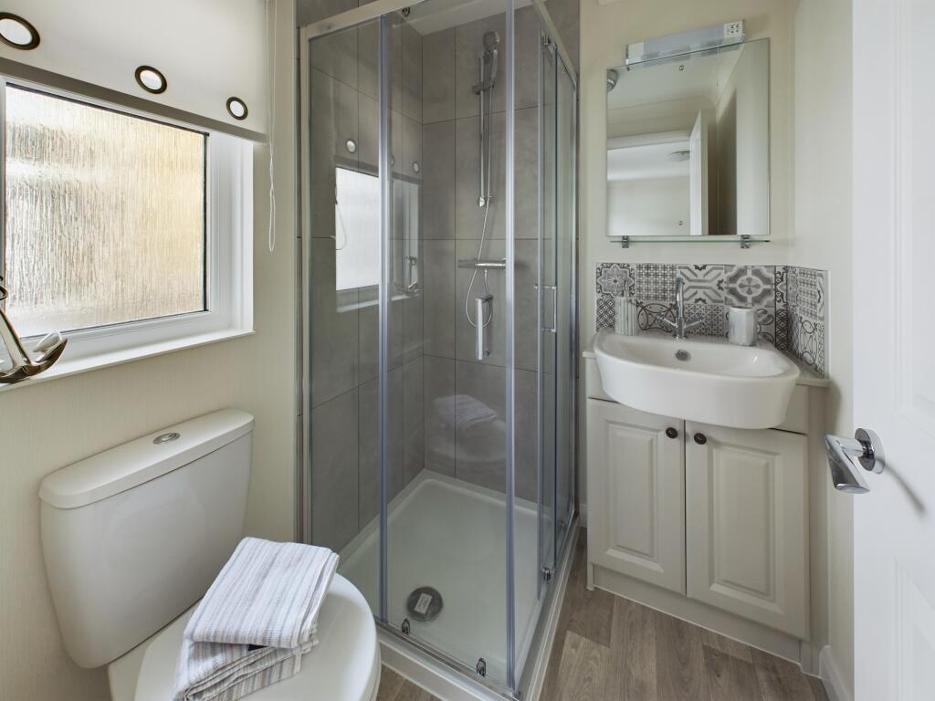 Ensuite Shower Room
