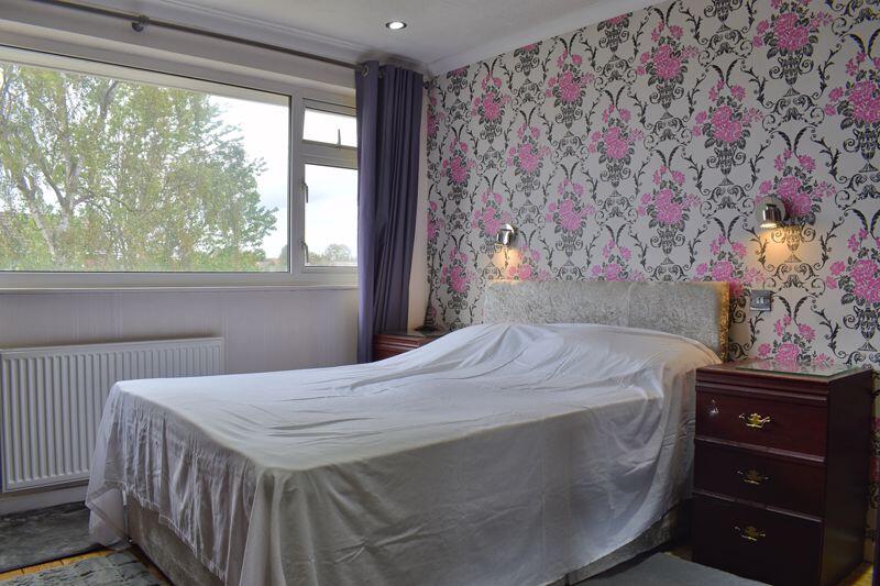 bed 1