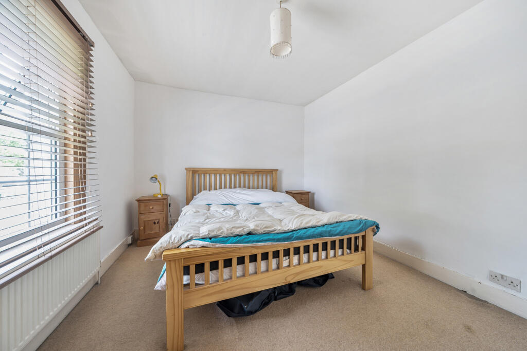 1320497-1-686e98c...