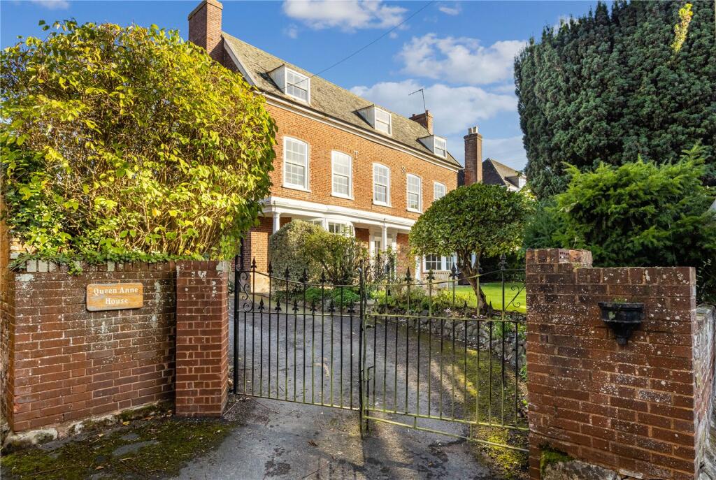 Queen Anne House