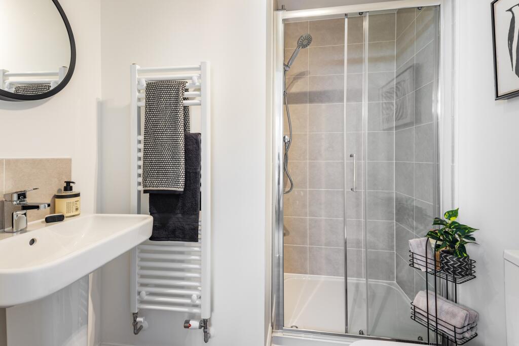 En suite in the 3 bedroom Greenwood