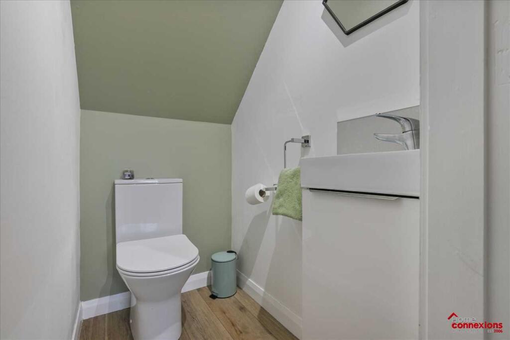 Lower Level WC