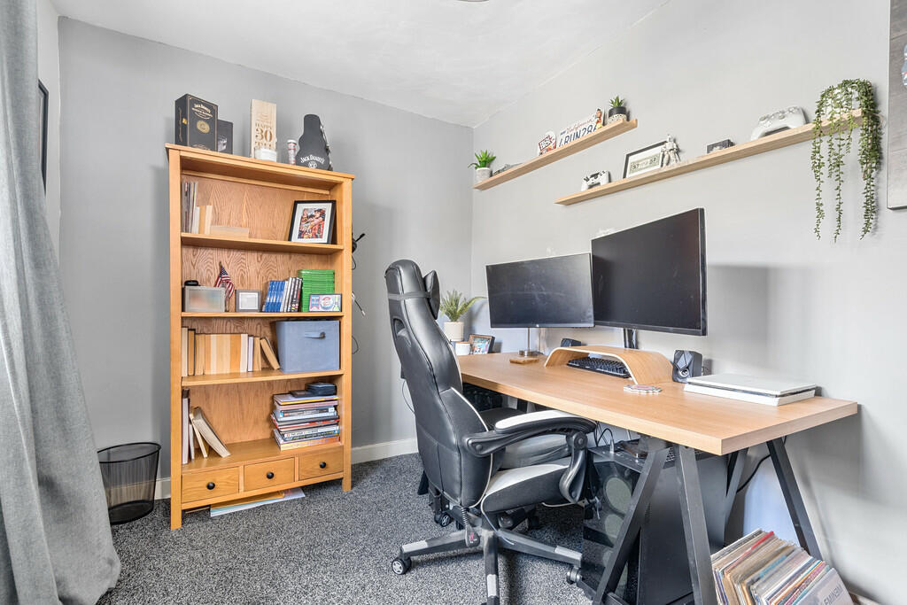 Bedroom Four/Offi...