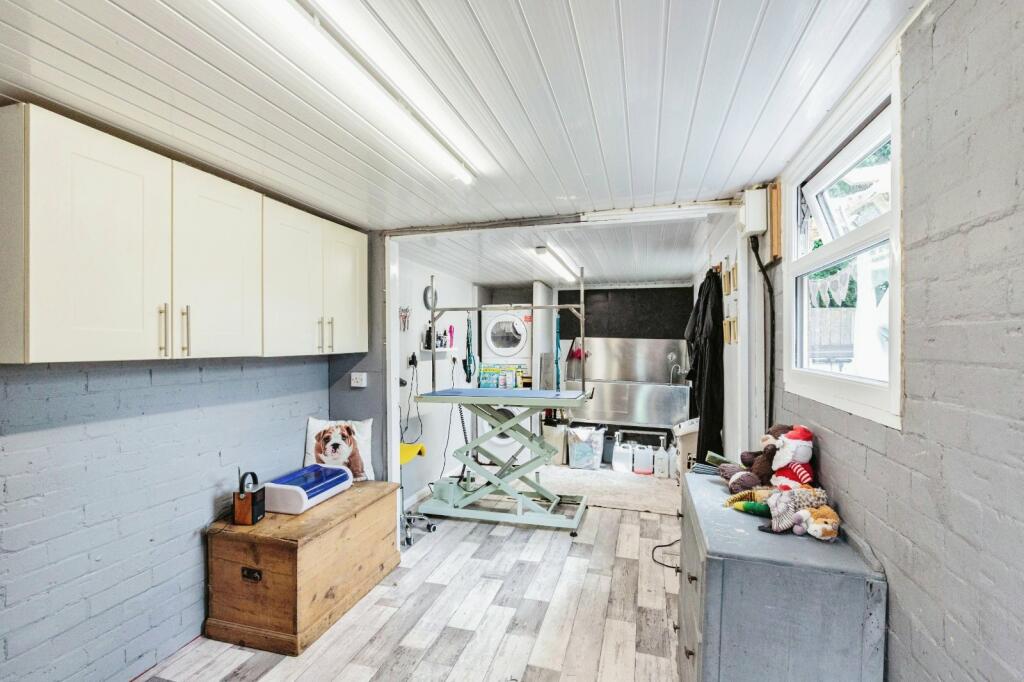 Garage / Work Place