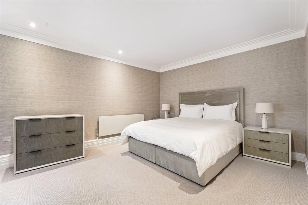 Principle Bedroom