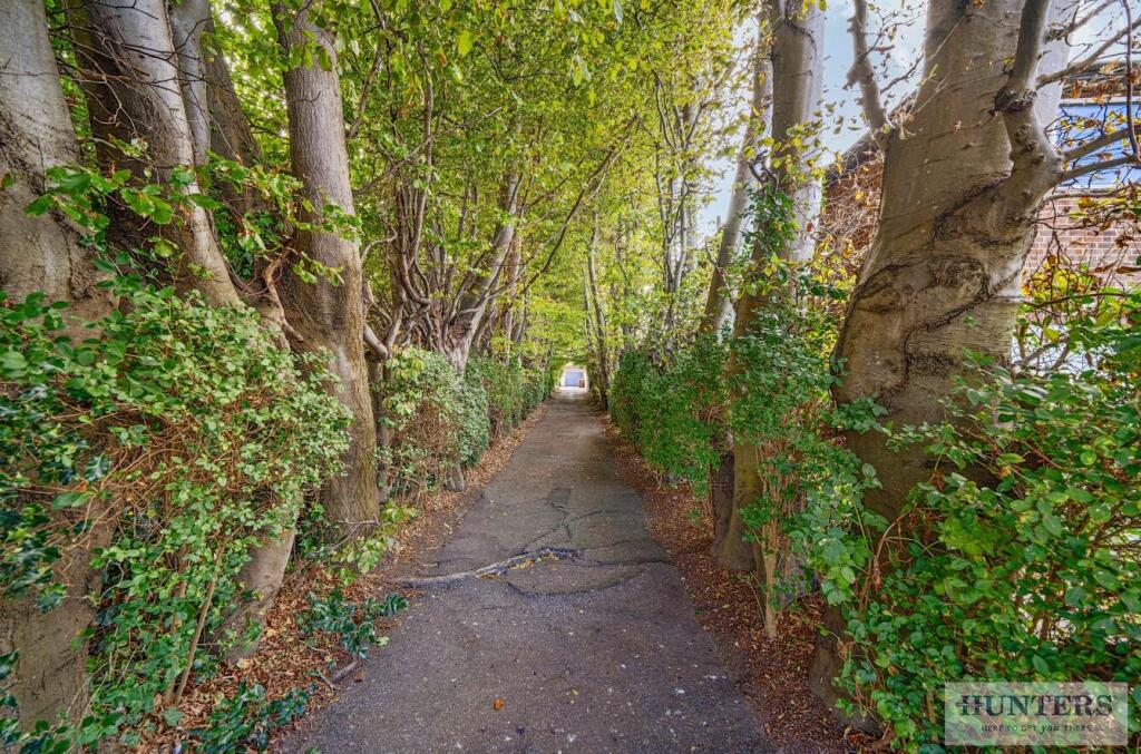 Private Driveway