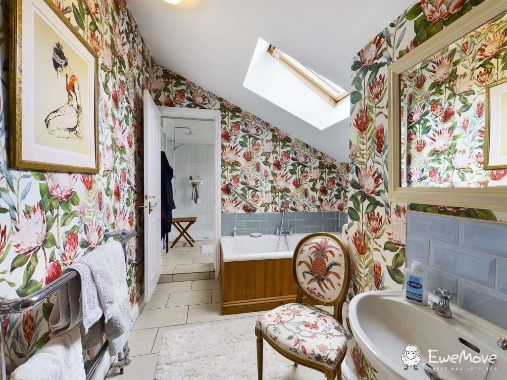 Bathroom 2