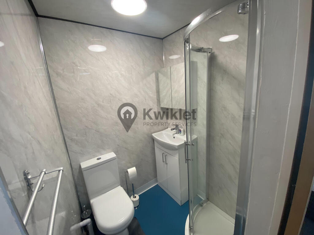 eZy Watermark_02-05-2025_01-02-40-5070pm.jpeg