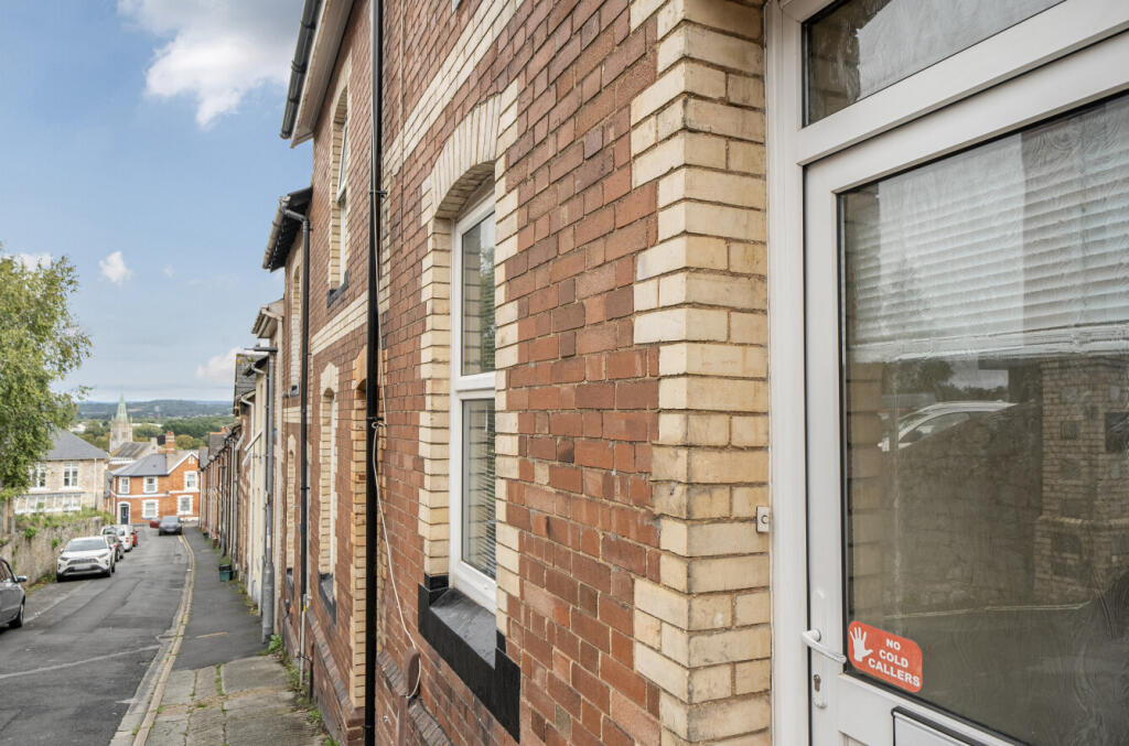 1355817-15-68cbf3...