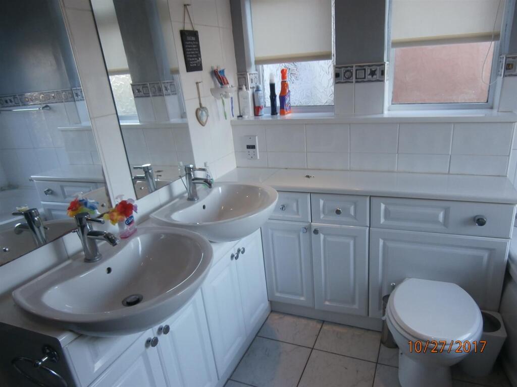 PA270439.JPG