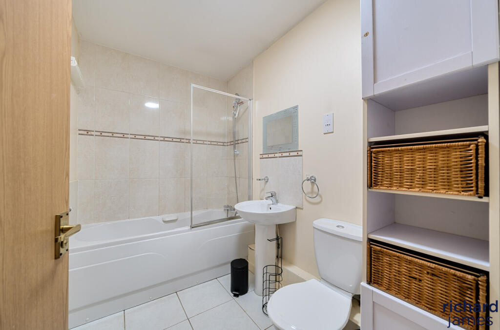 0c8eb32224c44115b35581f3ced77fcc