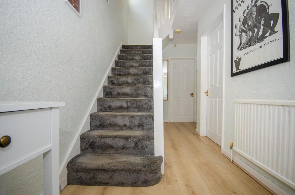 Hallway.jpg
